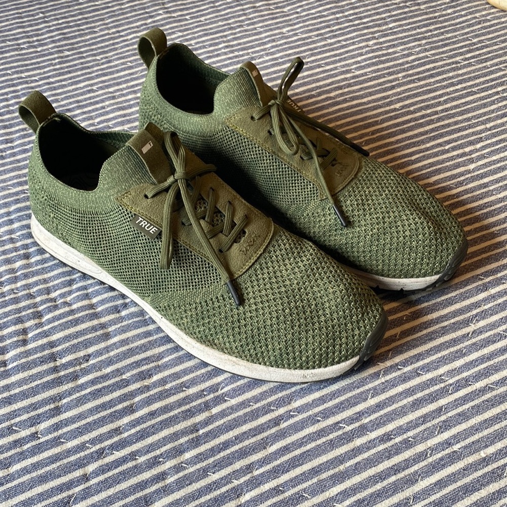 True Linkswear All Day Knit II — Size 14